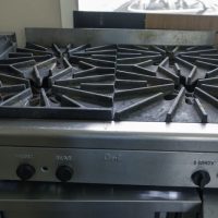 Used Quest Gas Hot Plate 4 Burner